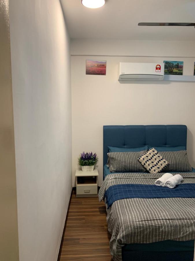 Apartamento Tr Penang House For Large Family Getaways Bayan Lepas Exterior foto