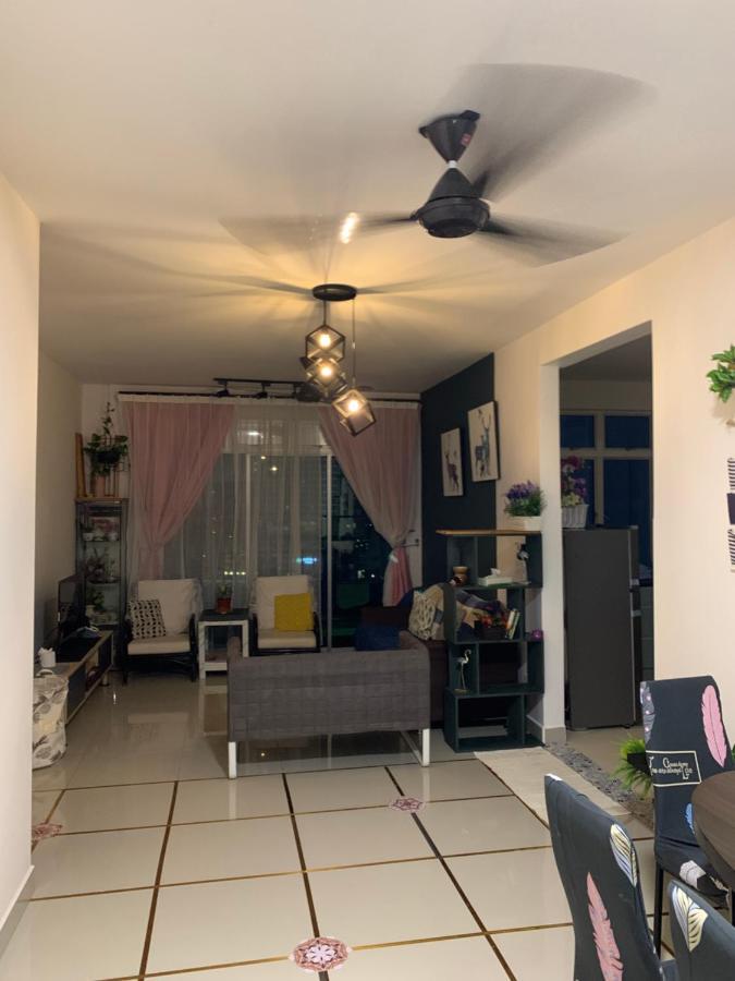 Apartamento Tr Penang House For Large Family Getaways Bayan Lepas Exterior foto
