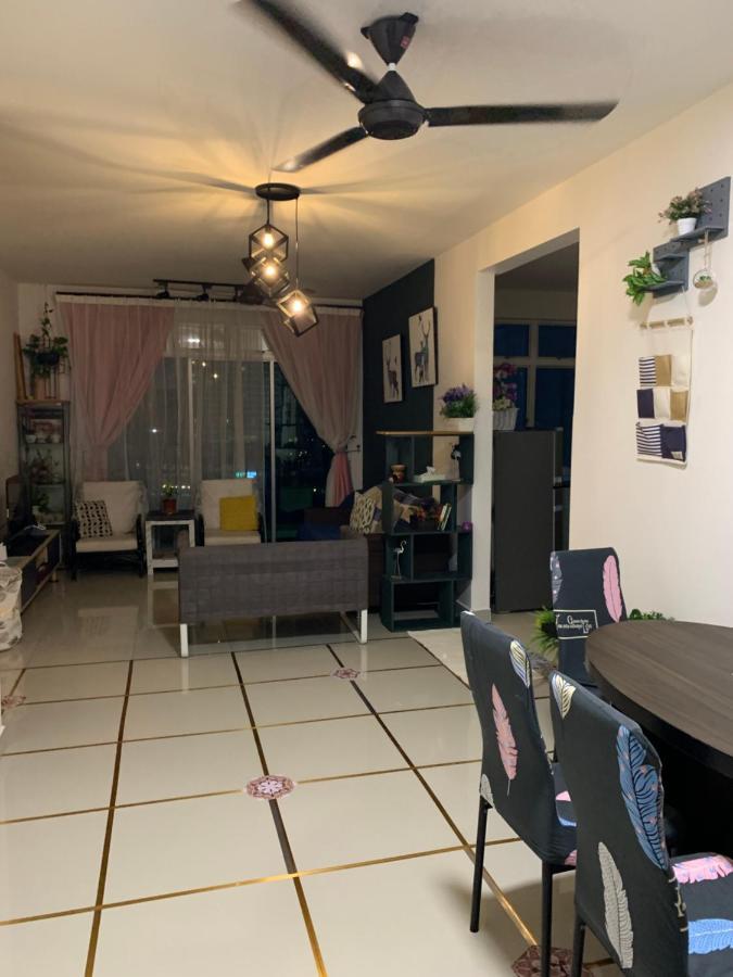 Apartamento Tr Penang House For Large Family Getaways Bayan Lepas Exterior foto
